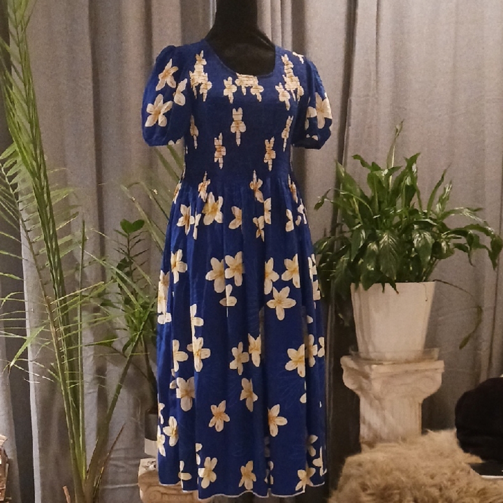 Blue Cream Puff Sleeve Midi Sundress for Wedding Guests